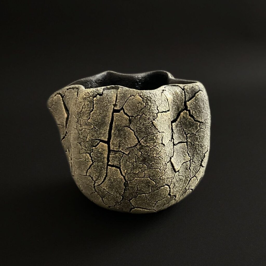 art pieceの漆器.唯一無二の漆器.片口酒器.徳利.にごり酒.漆器.陶器.ZRAK.焔土漆器